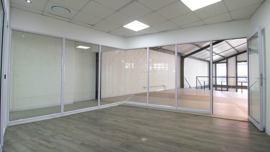 To Let Commercial Property for Rent in Woodstock Western Cape